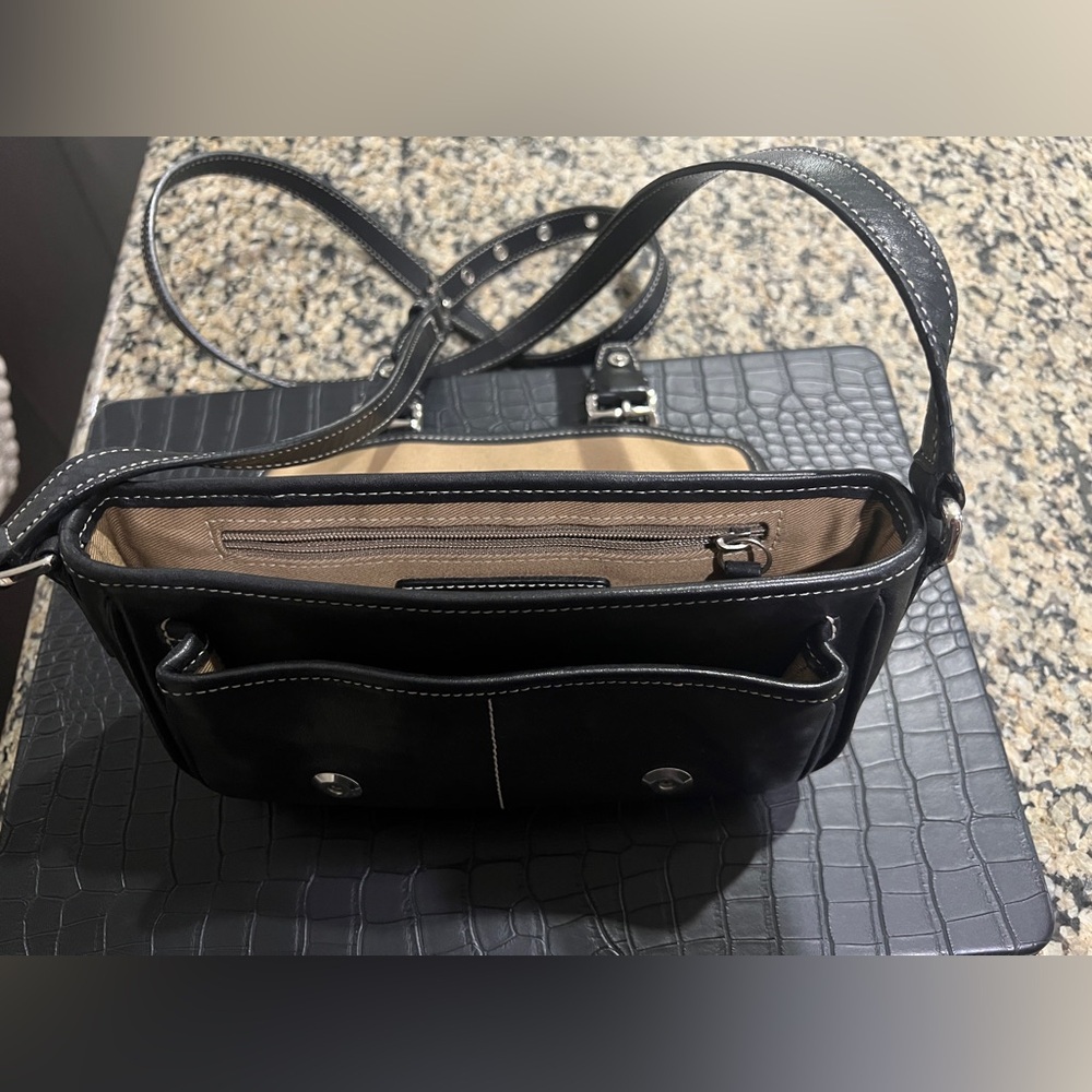 Coach Black Bleecker Leather crossbody body bag w/ Silver Accents/snap closure - Picture 5 of 5